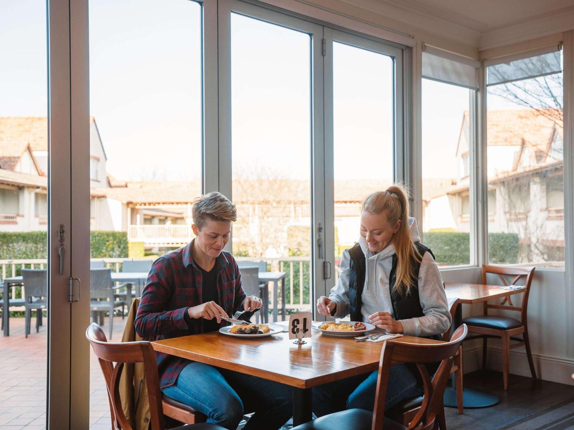 Mercure Canberra Exteriér fotografie