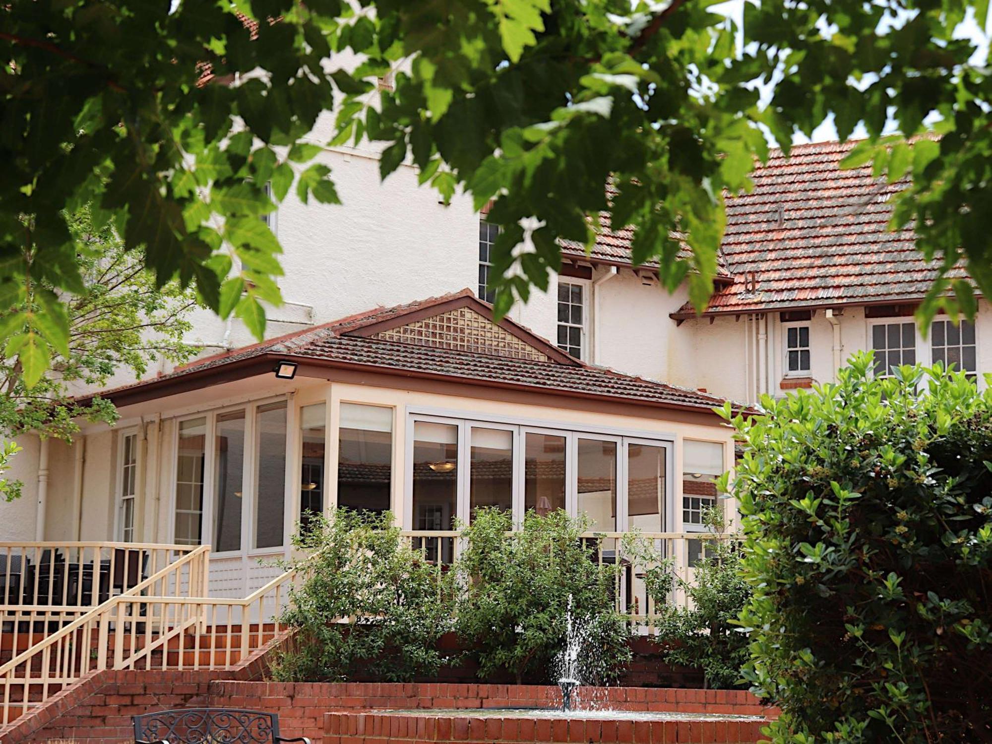 Mercure Canberra Exteriér fotografie
